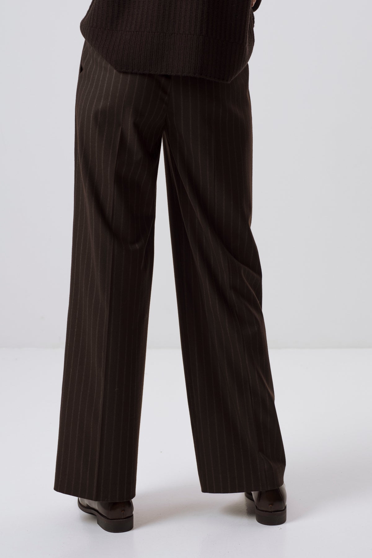 DARK BROWN PINSTRIPE STRAIGHT-LEG TROUSERS WITH WOOL
