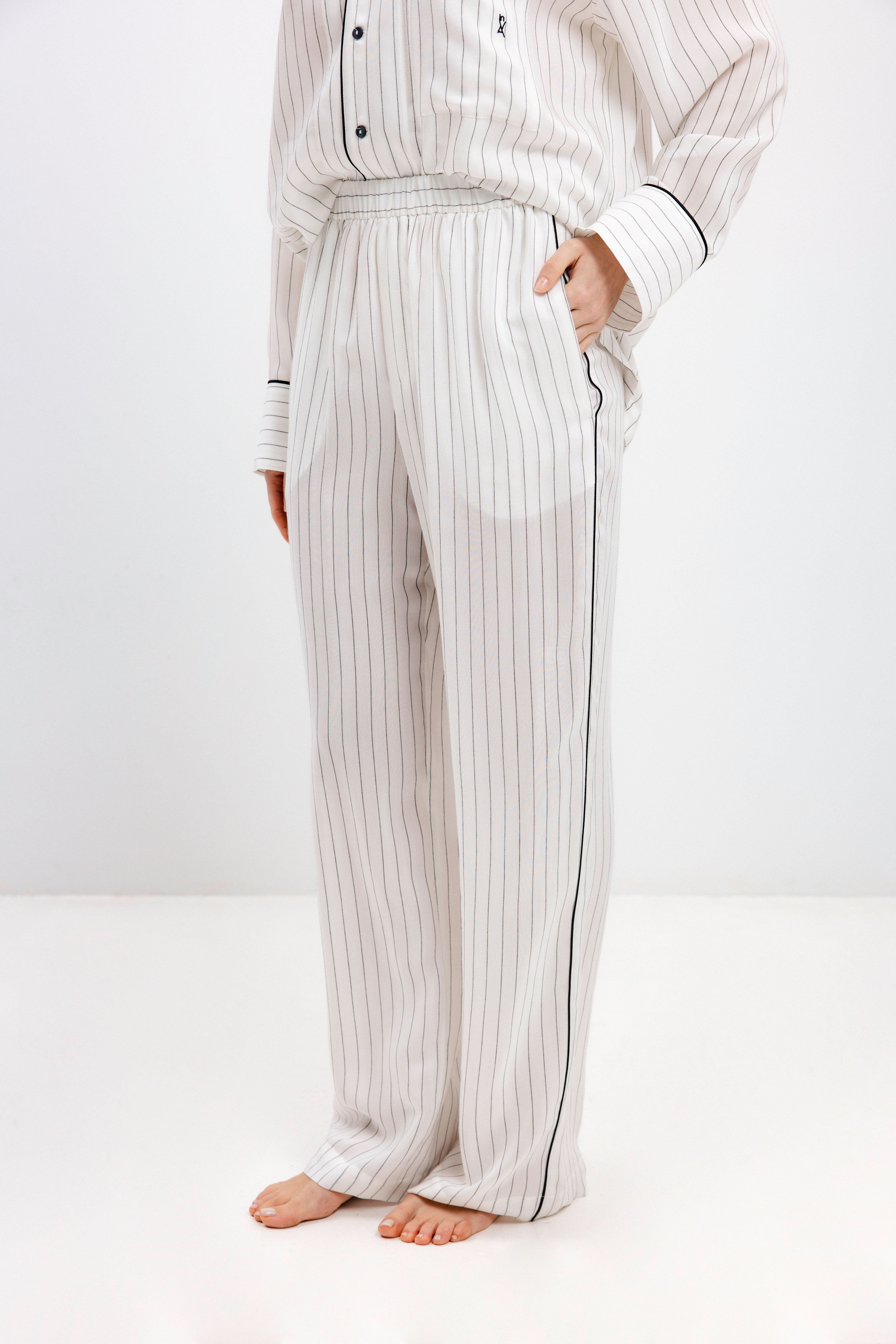 PYJAMA PANTS IN BLACK STRIPES - UNISEX