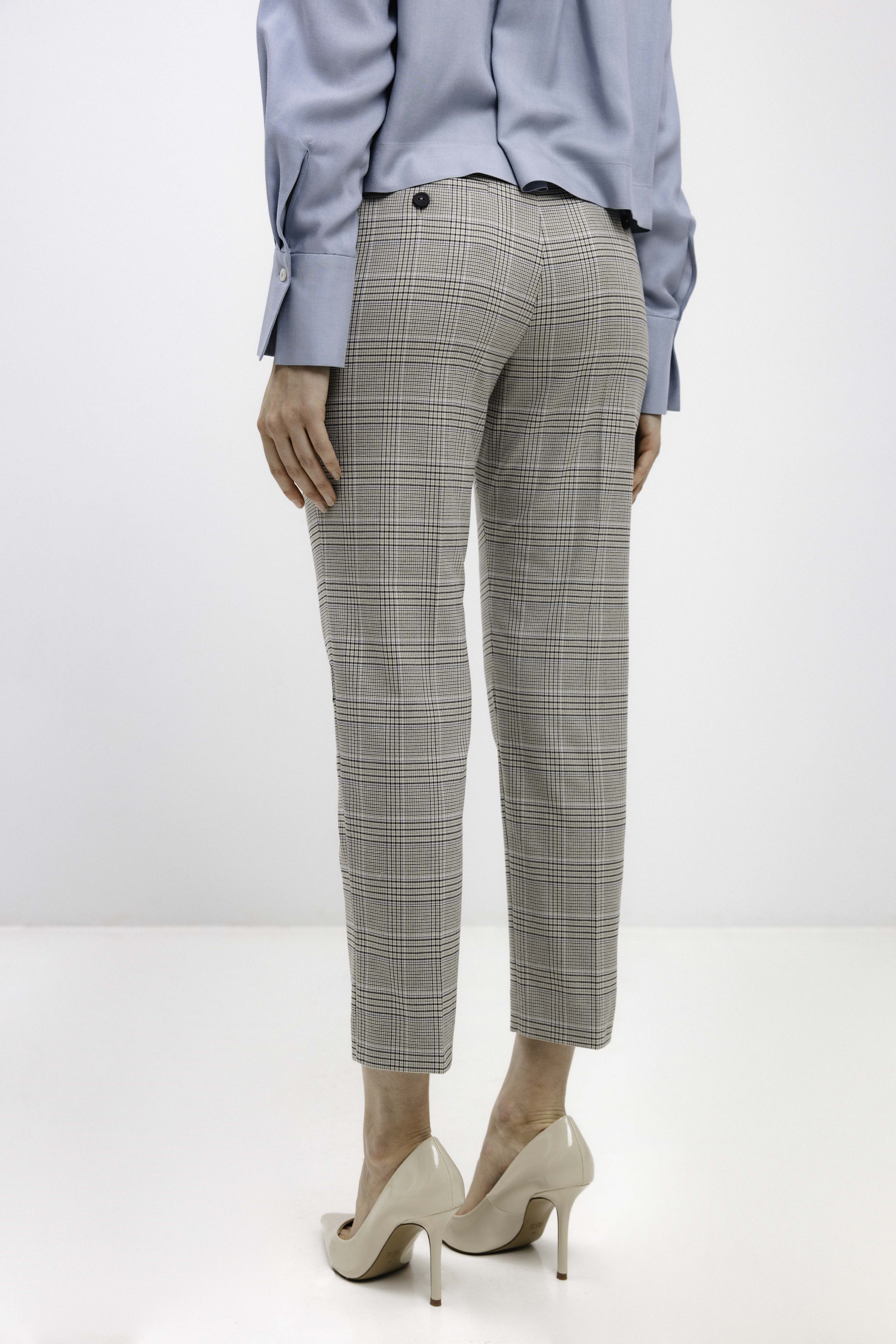 CROPPED TROUSERS IN CHECKED PATTERN