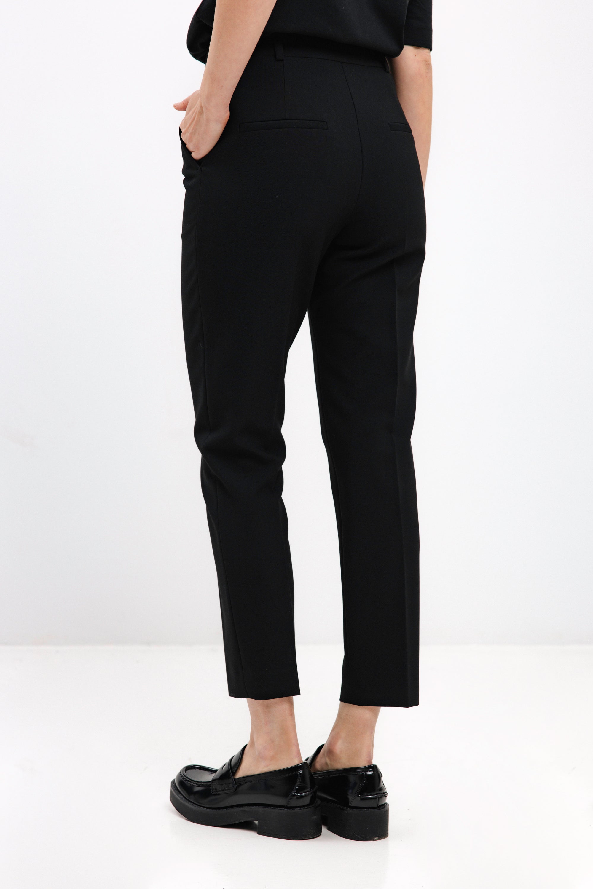 BLACK SLIM-FIT CROPPED TROUSERS