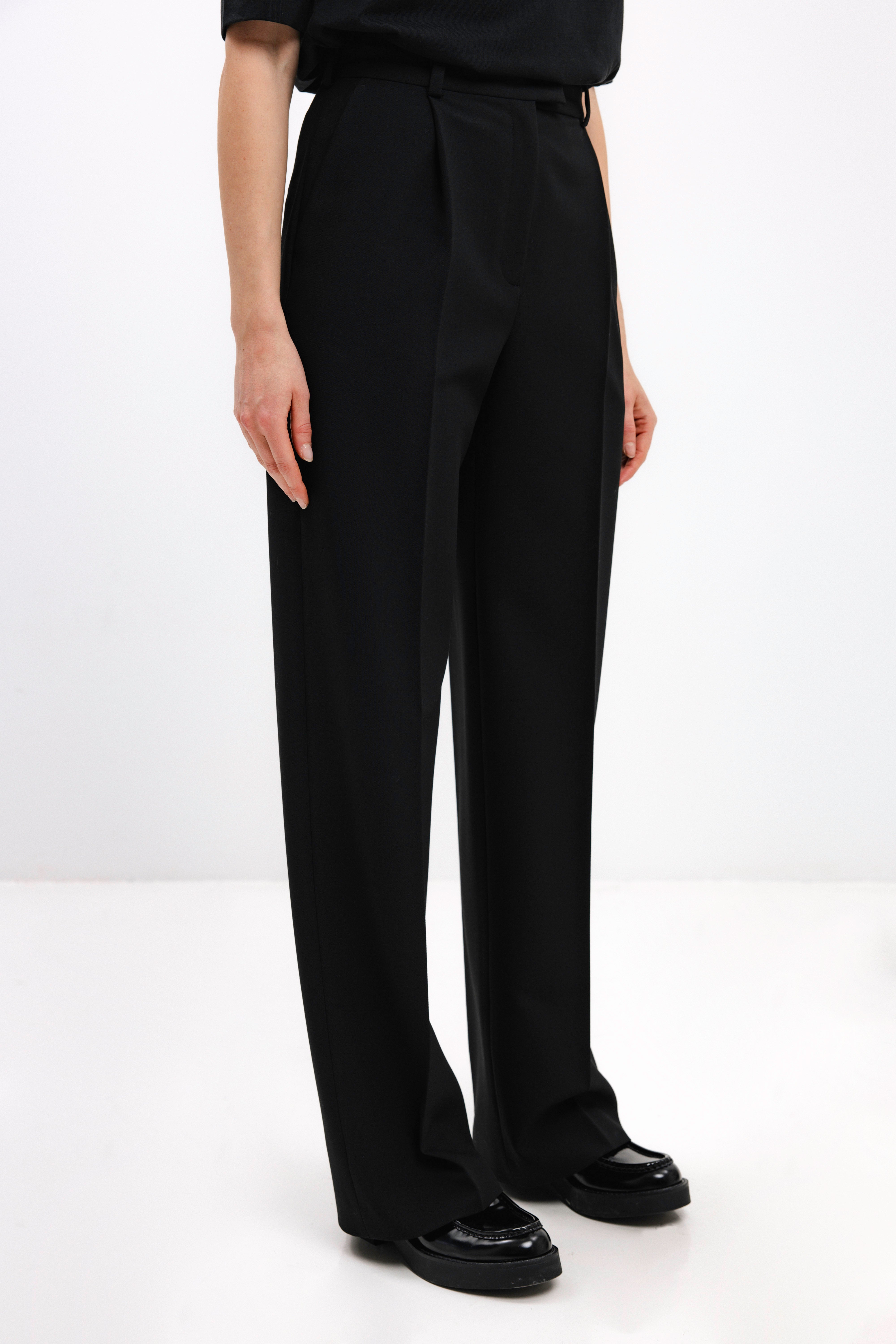 BLACK STRAIGHT-LEG TROUSERS