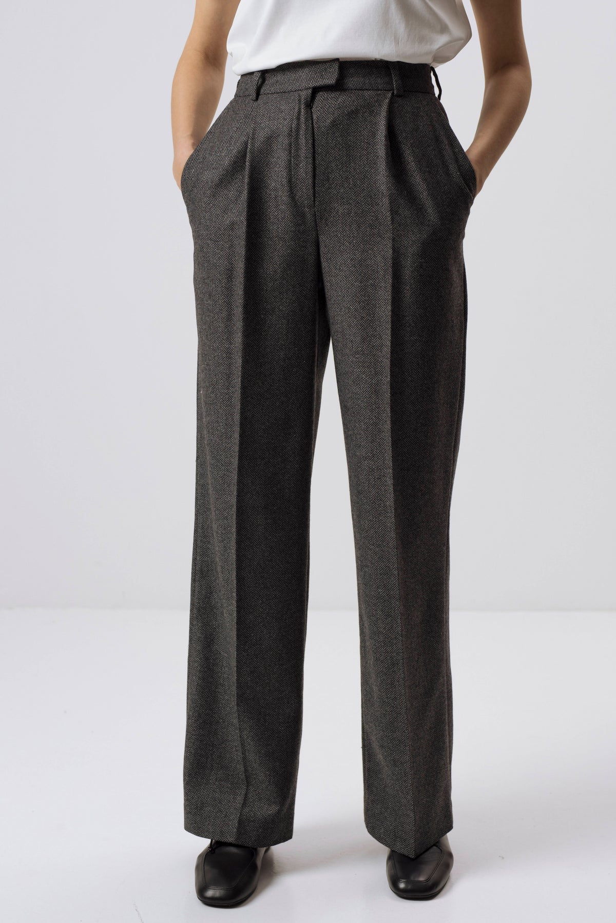 GREY STRAIGHT-LEG WOOL-BLEND TROUSERS WITH HERRINGBONE PATTERN