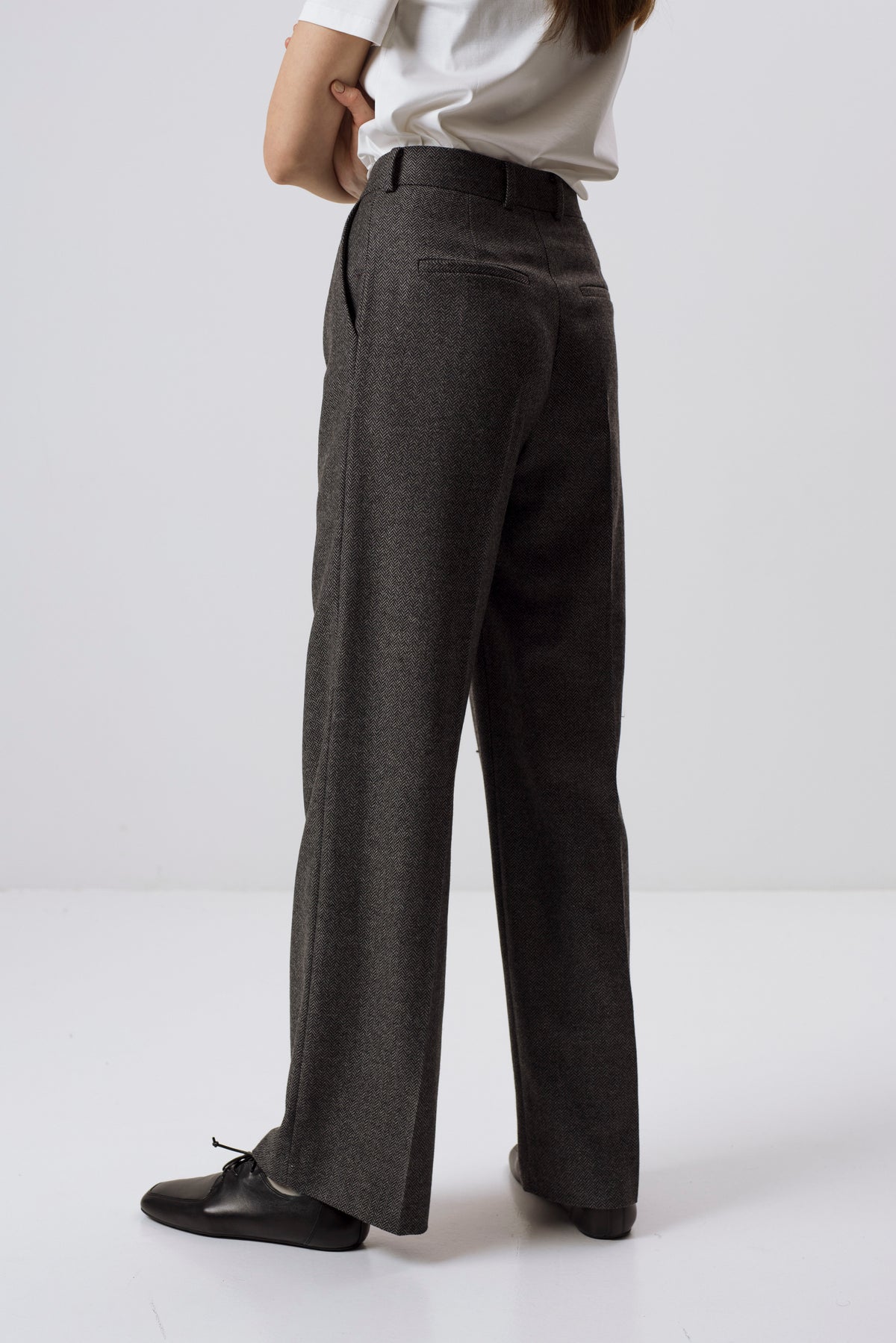 GREY STRAIGHT-LEG WOOL-BLEND TROUSERS WITH HERRINGBONE PATTERN