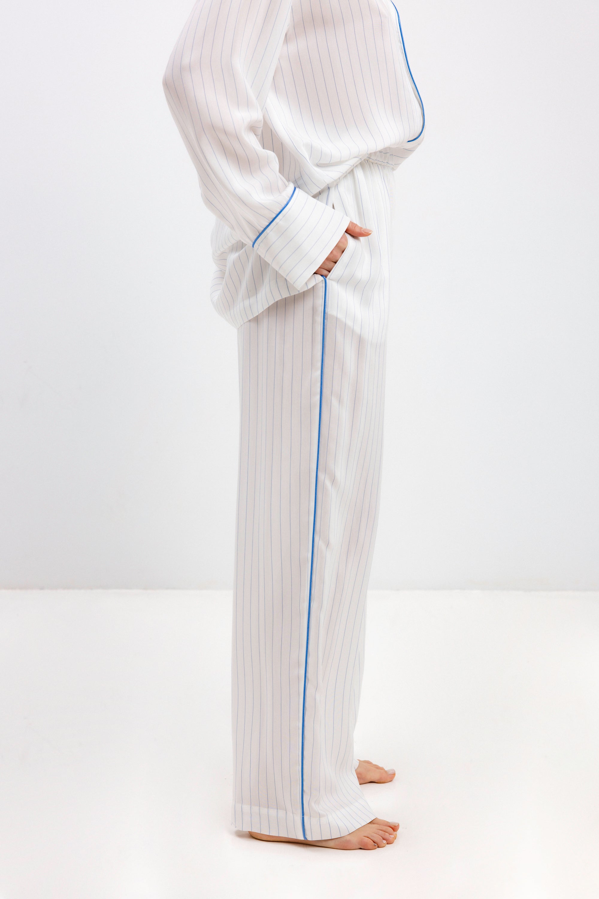 PYJAMA PANTS IN BLUE STRIPES - UNISEX