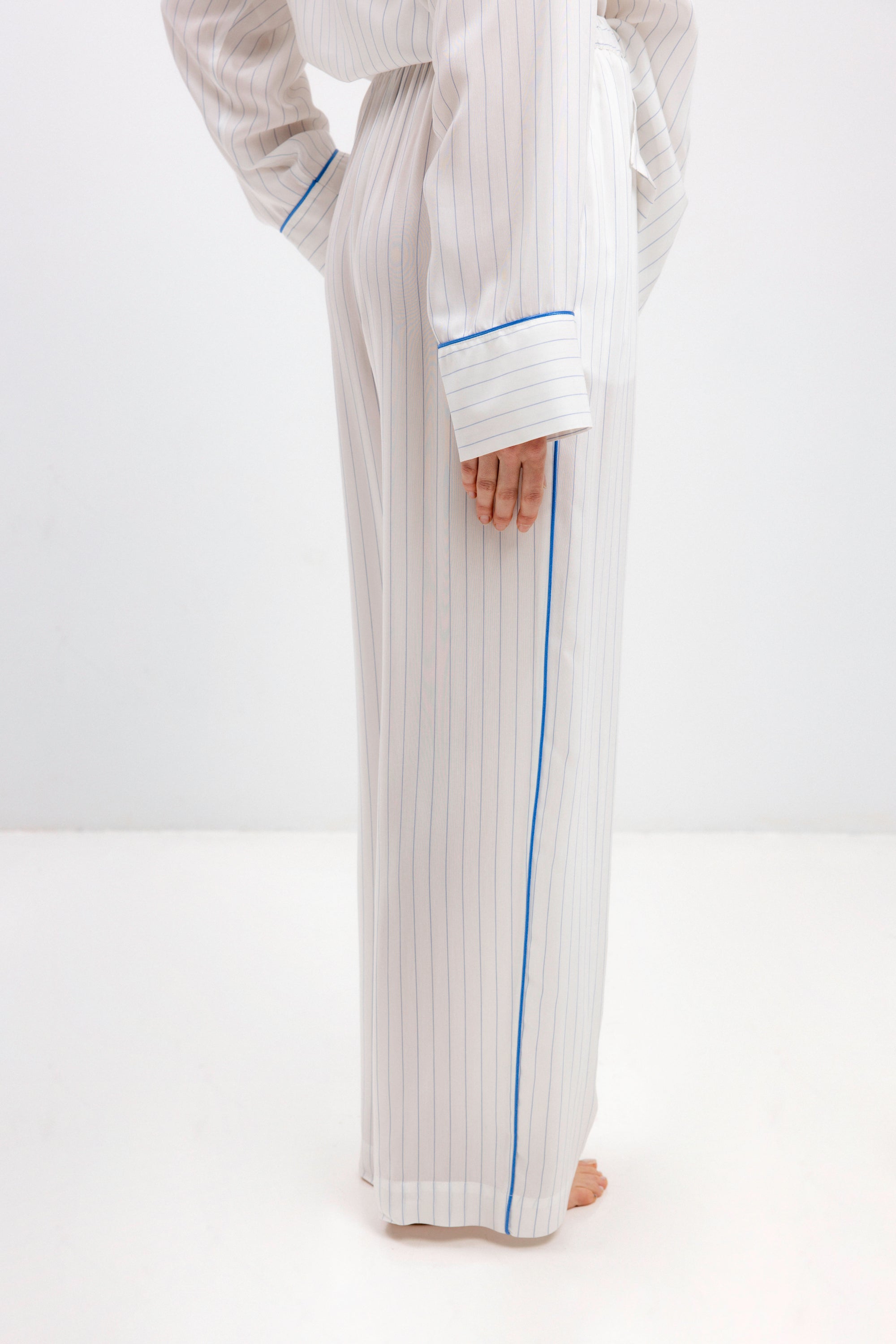 PYJAMA PANTS IN BLUE STRIPES - UNISEX