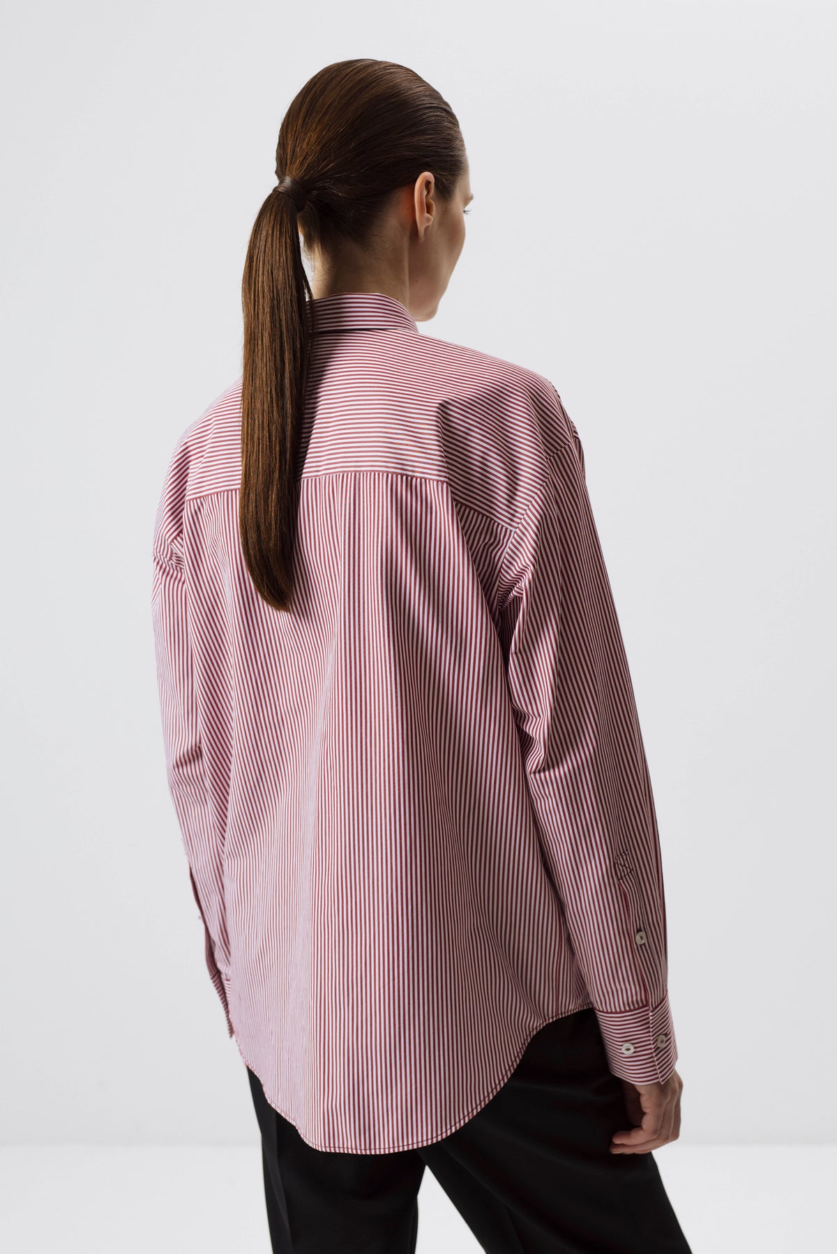 UNISEX RAUDONAI DRYŽUOTI MARŠKINIAI
