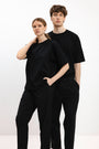 UNISEX BLACK OVERSIZED T-SHIRT