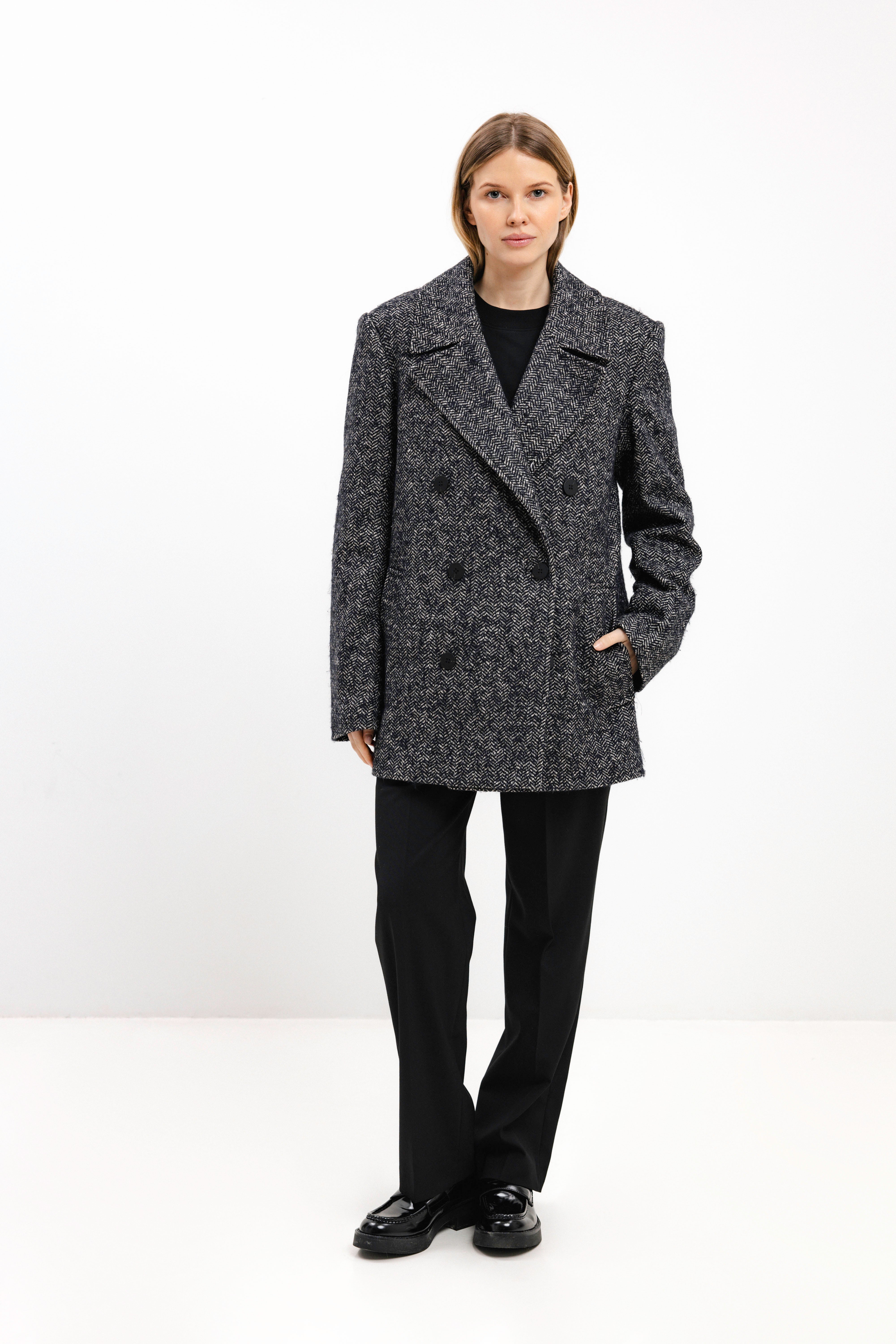 UNISEX DOUBLE-BREASTED WOOL COAT IN HERRINGBONE PATTERN