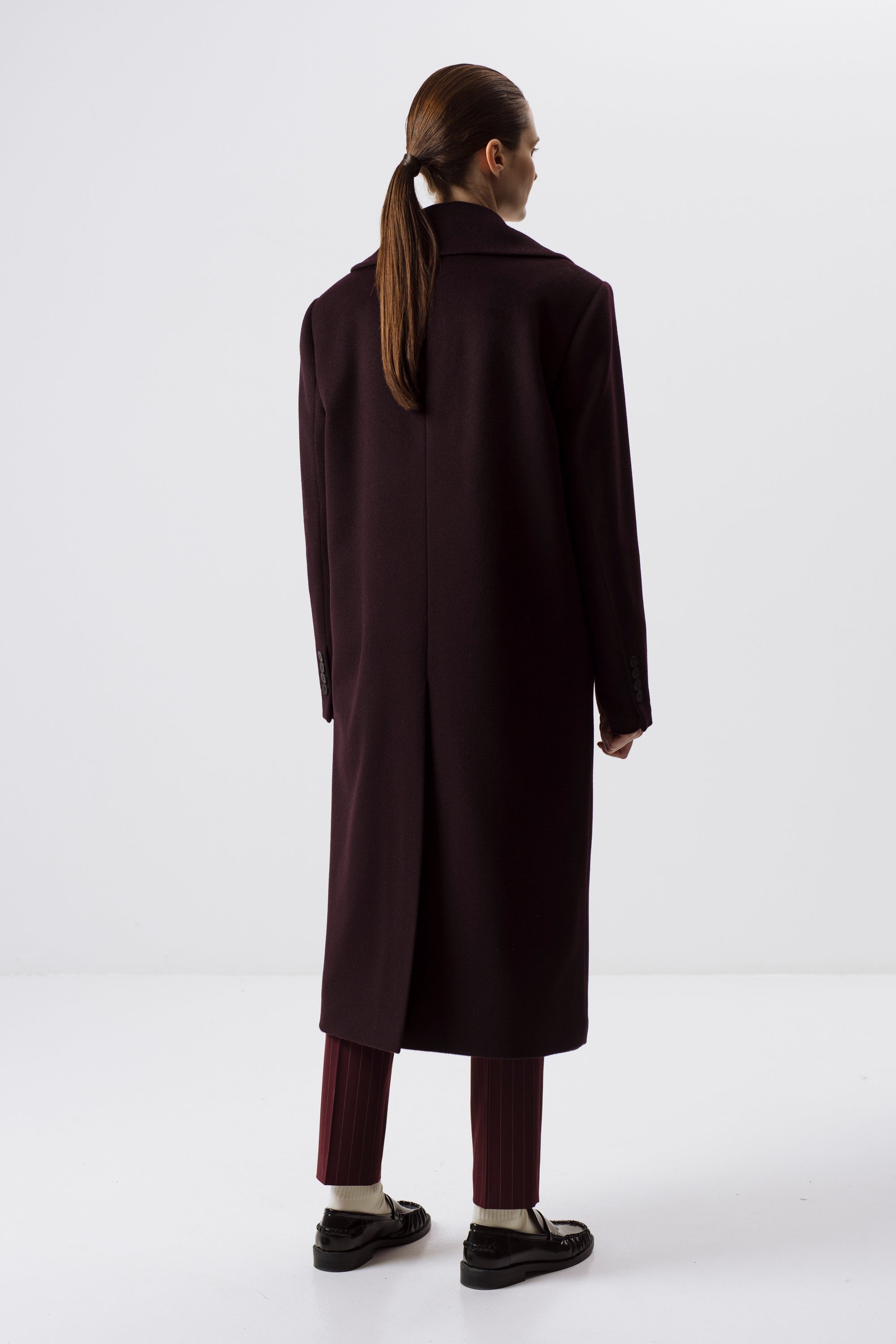 DEEP PLUM WOOL-BLEND UNISEX COAT WITH MEIDA INSULATION