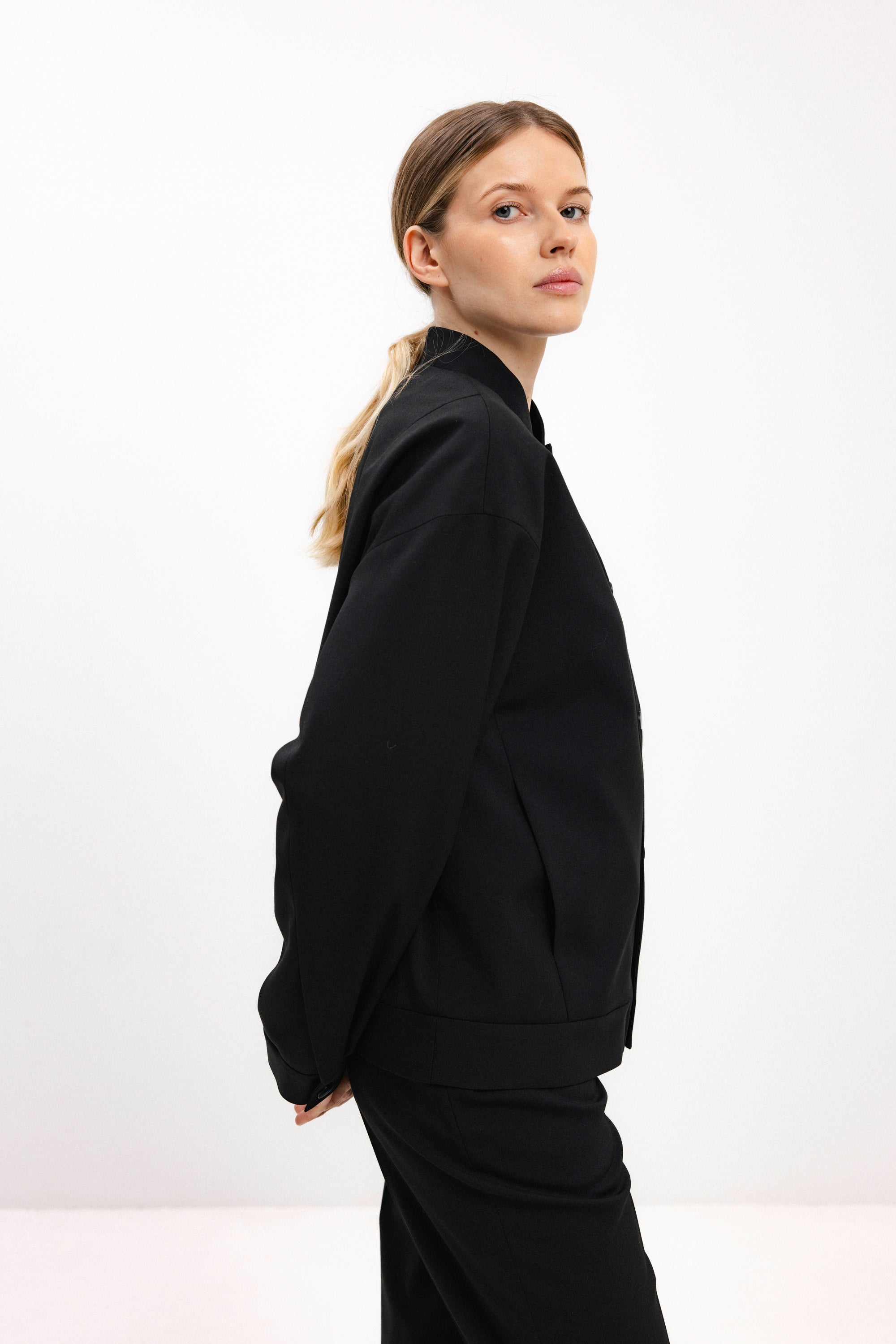 UNISEX BLACK BOMBER JACKET