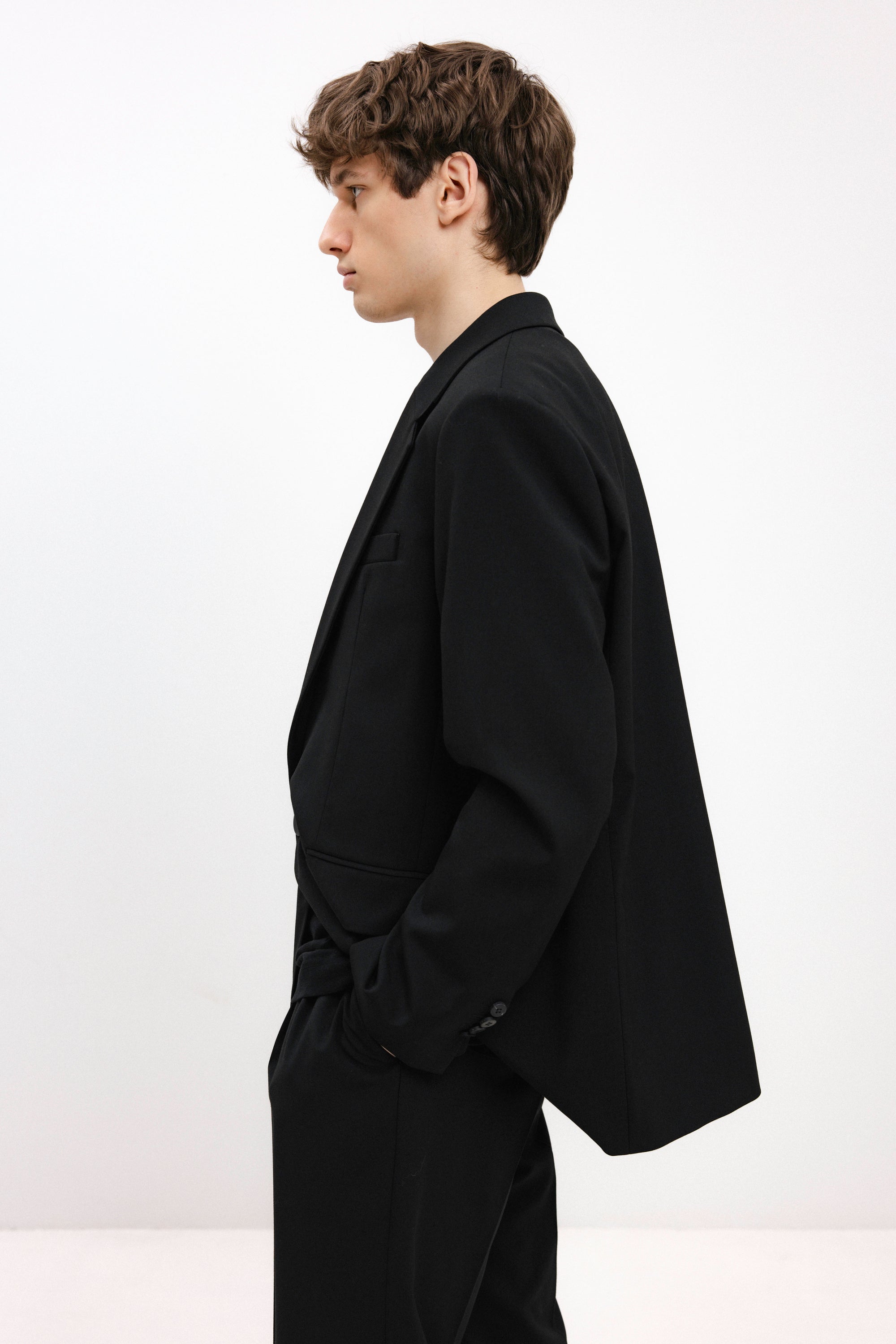 UNISEX BLACK SINGLE-BREASTED BLAZER