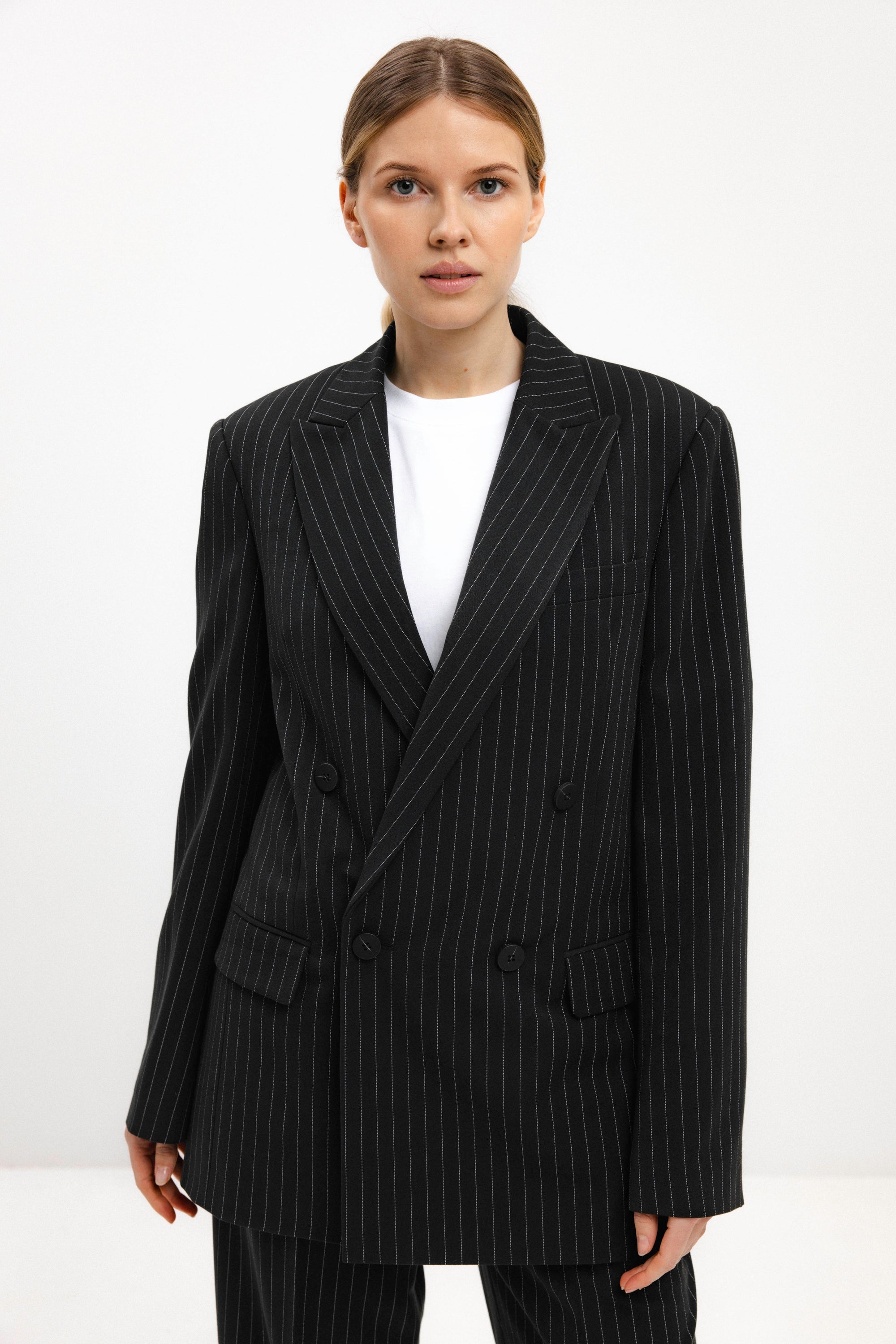 UNISEX PADIDINTAS DRYŽUOTAS ŠVARKAS