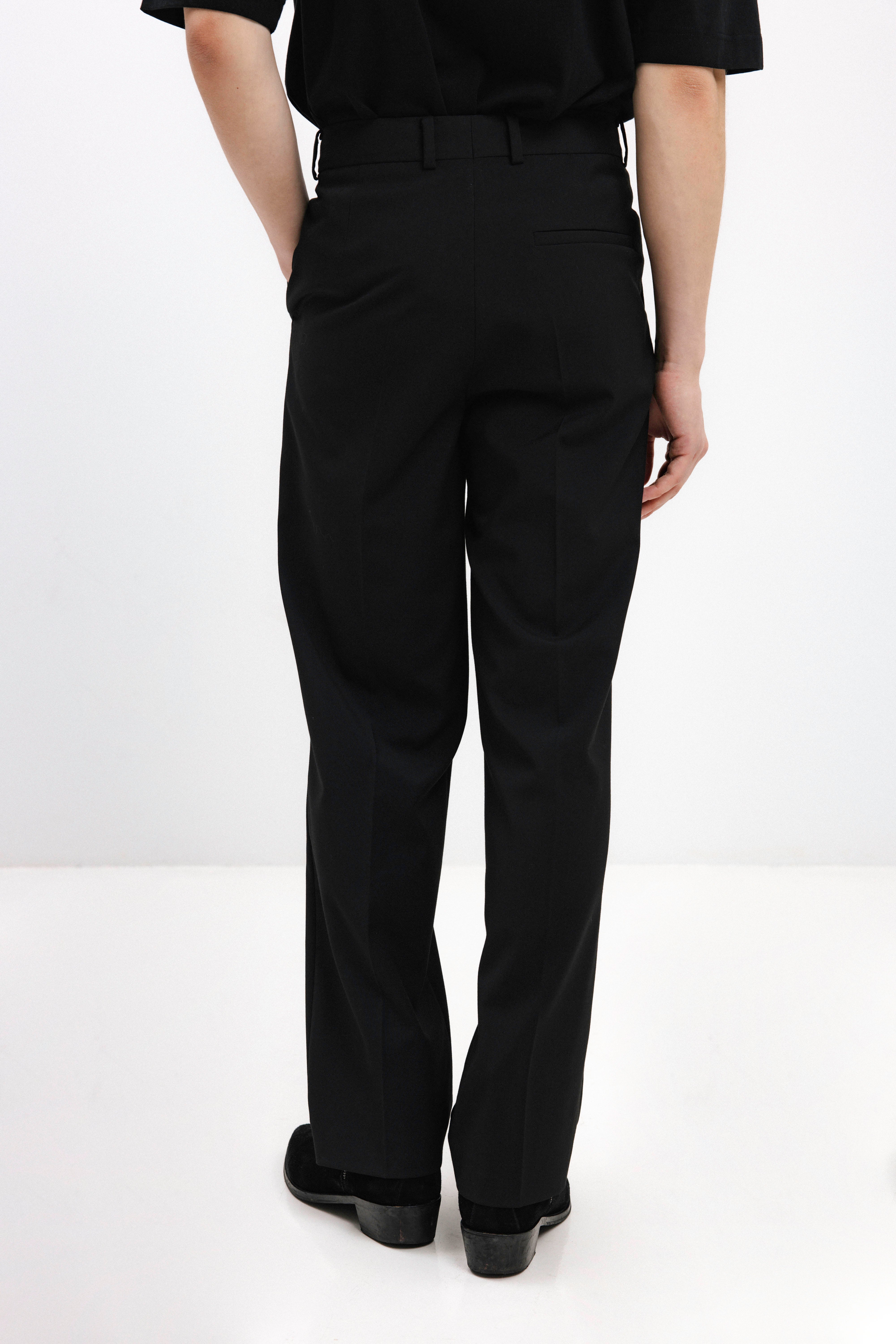 UNISEX BLACK STRAIGHT TROUSERS WITH PLEATS