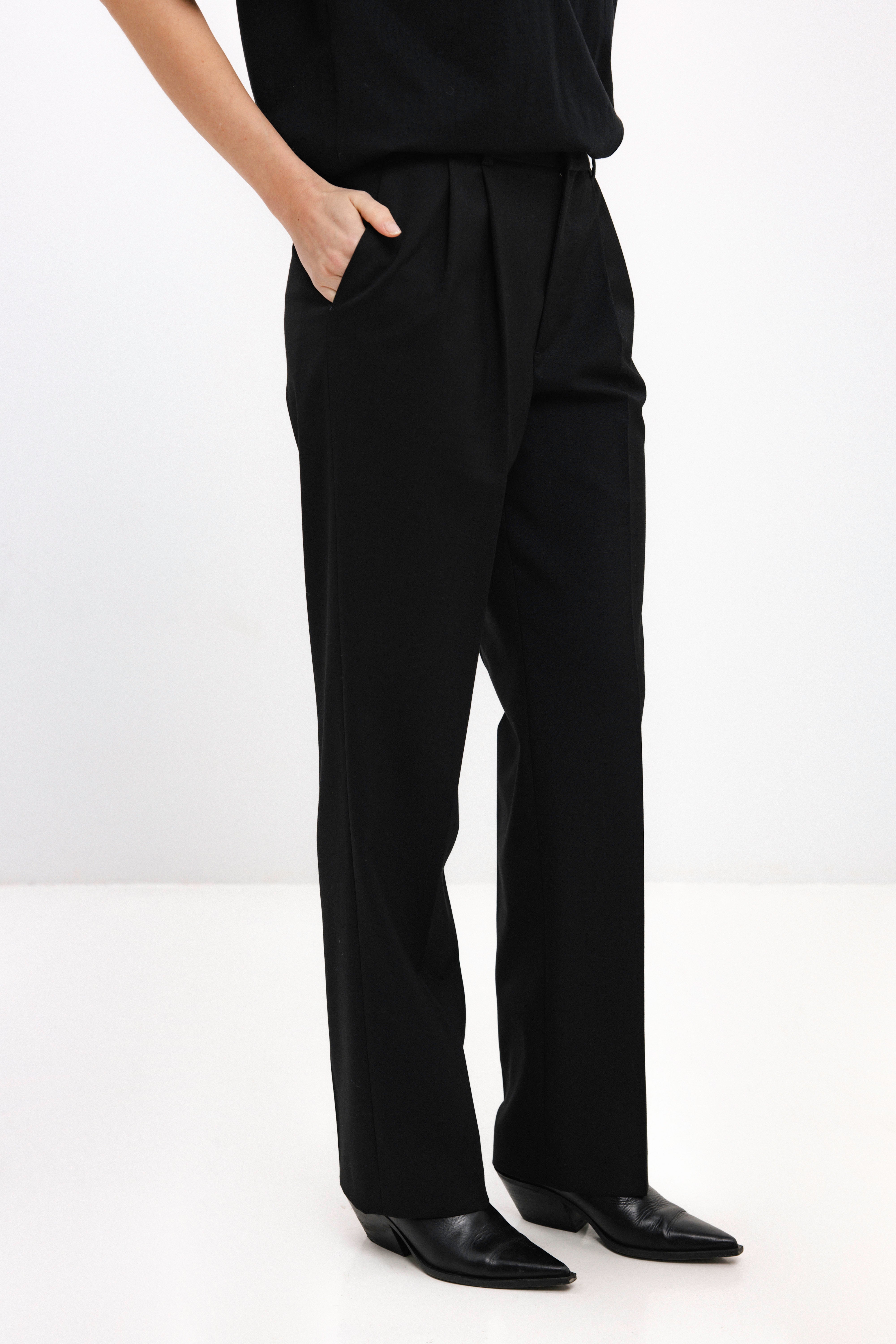 UNISEX BLACK STRAIGHT TROUSERS WITH PLEATS
