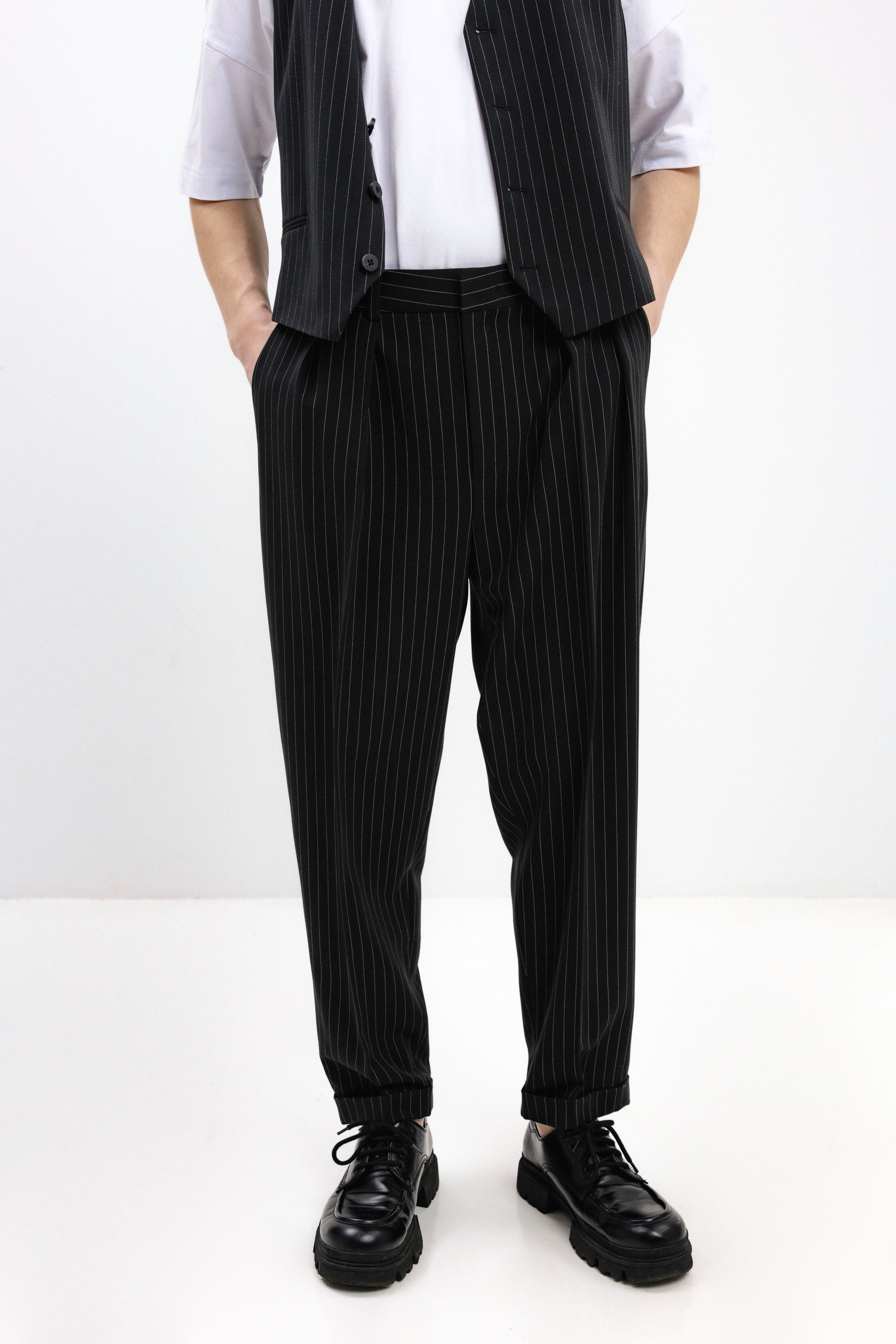 UNISEX STRIPED CROPPED TROUSERS WITH TURNED-UP HEMS