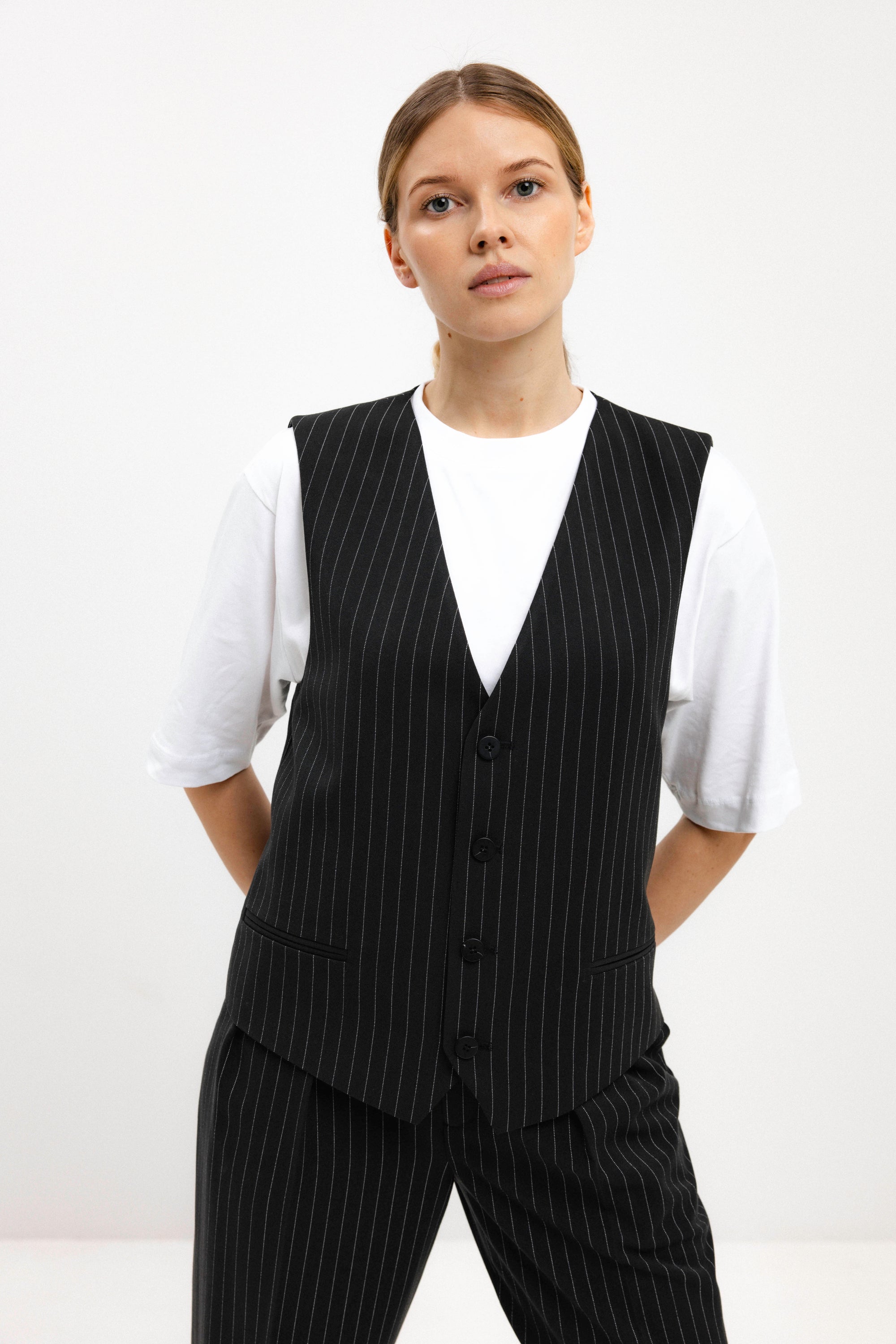 UNISEX STRIPED VEST