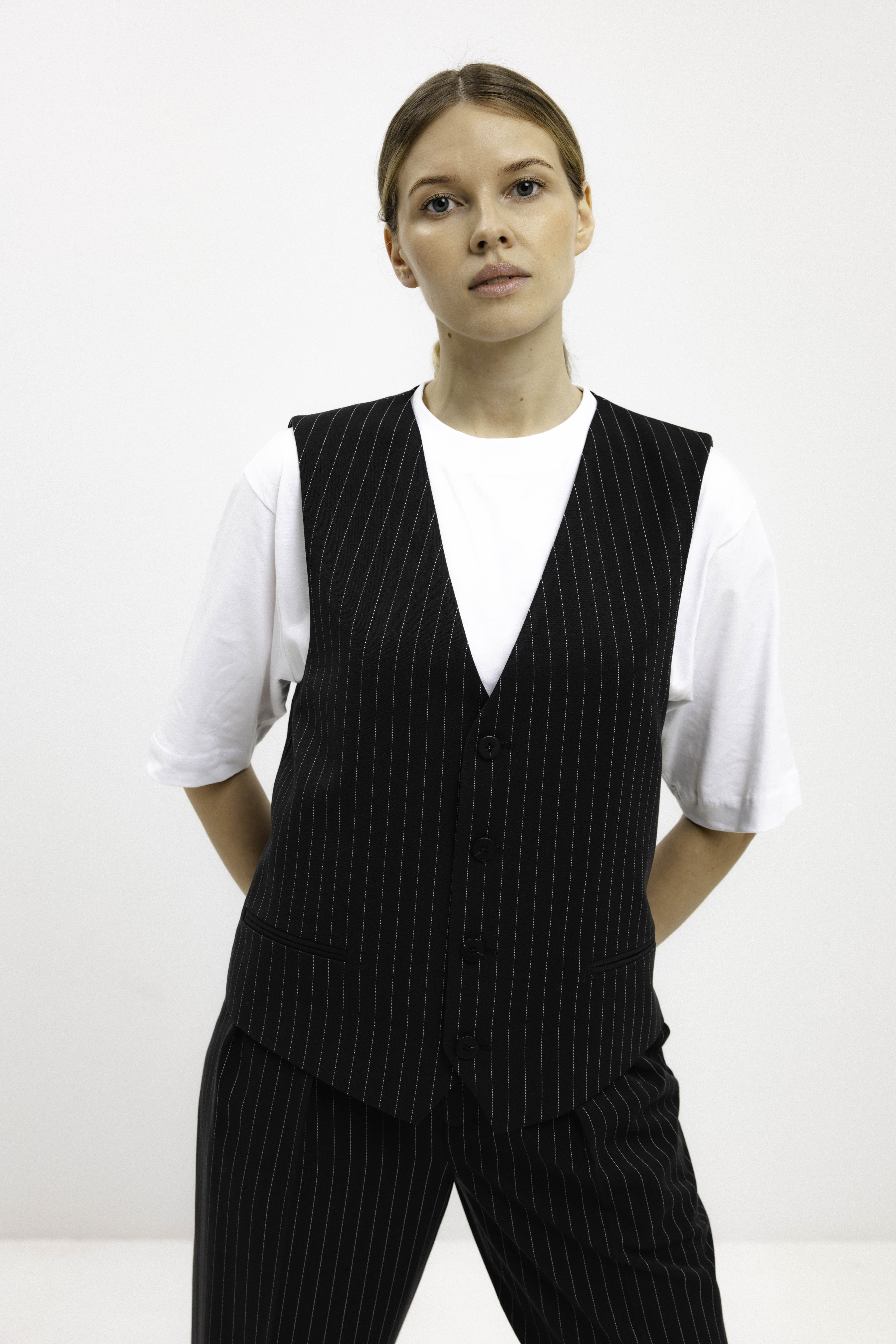 UNISEX STRIPED VEST