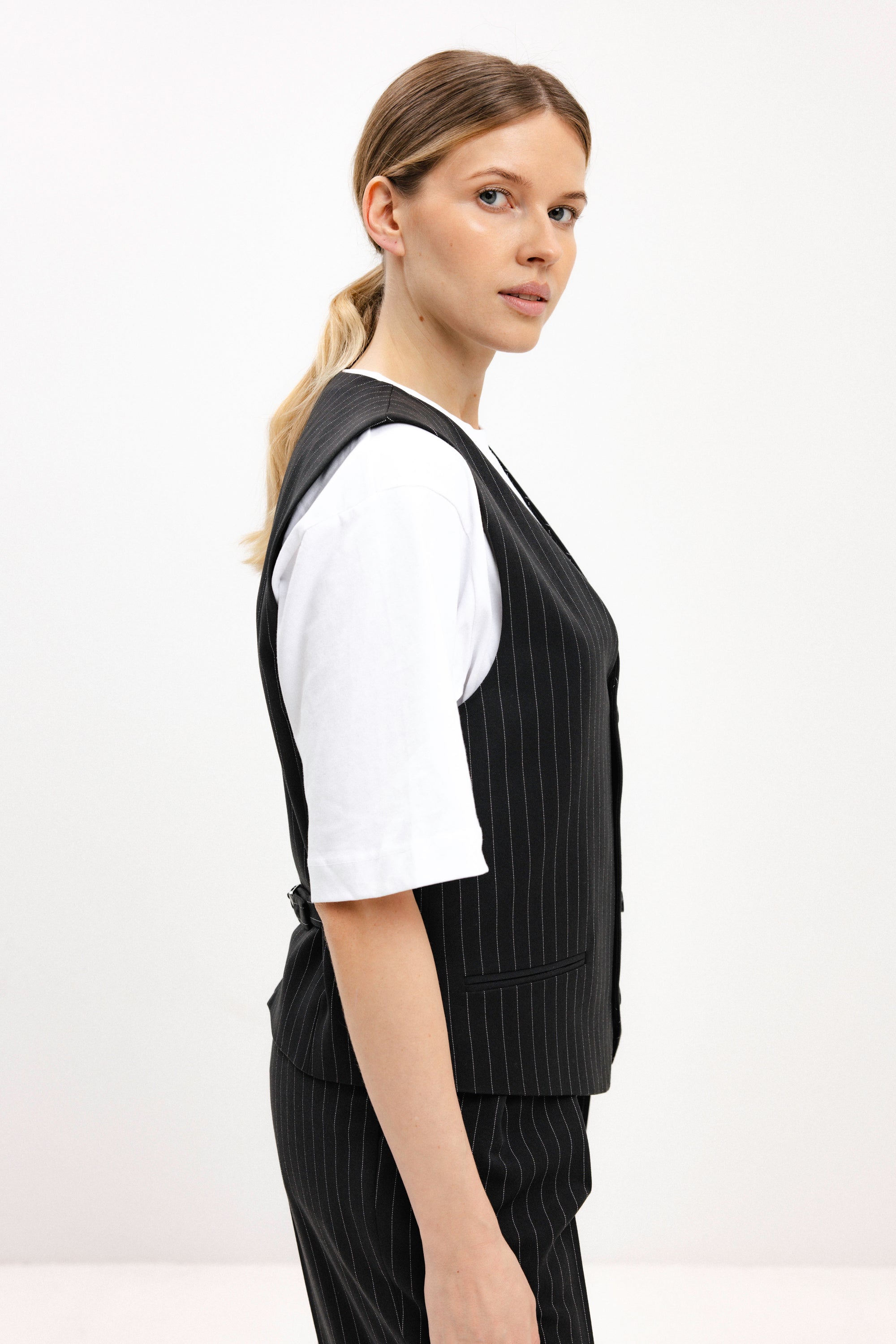 UNISEX STRIPED VEST