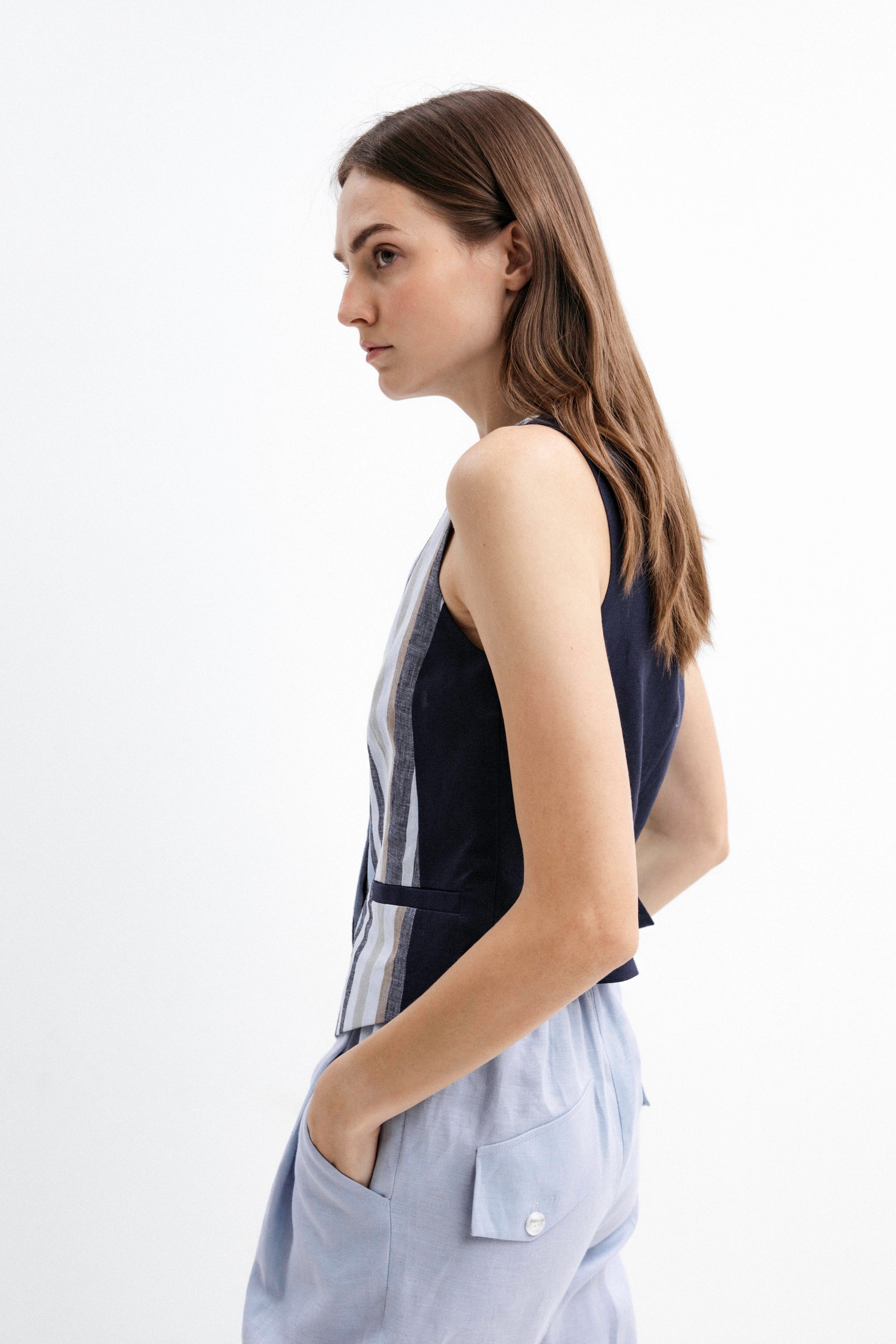 STRIPED LINEN VEST