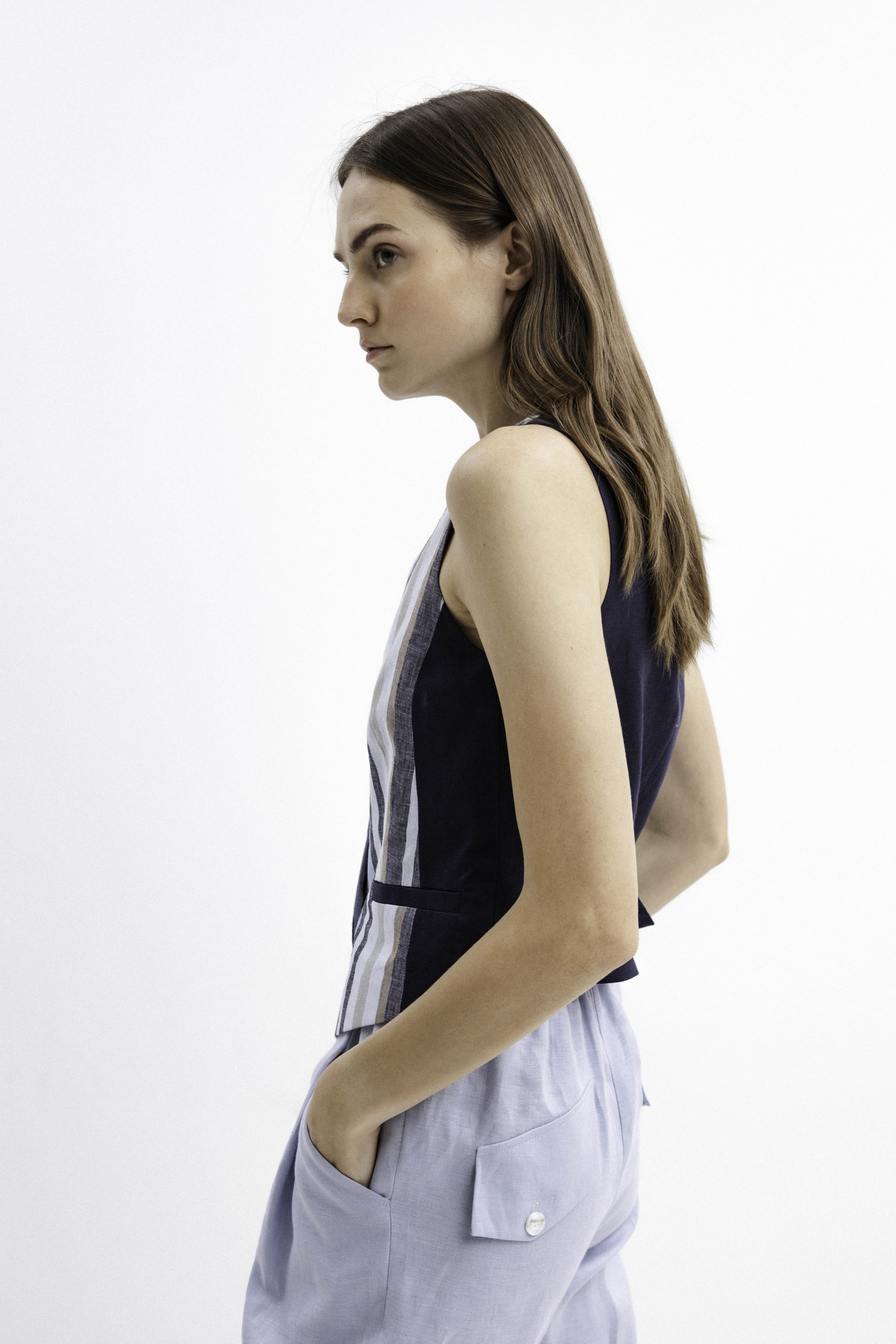 STRIPED LINEN VEST