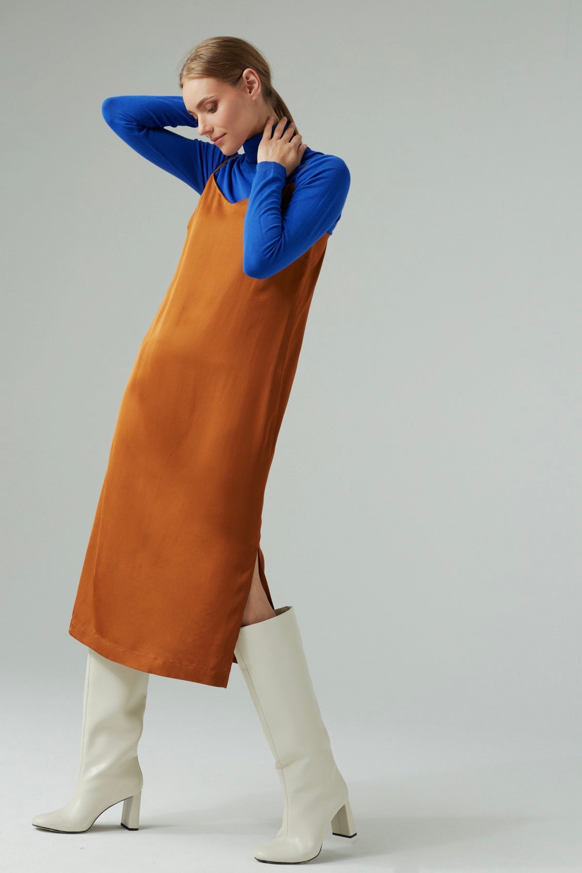 SLEEVELESS MIDAXI SLIP DRESS